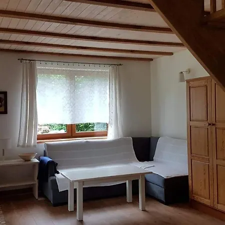 度假居 Nad Jeziorem Wydminskim *