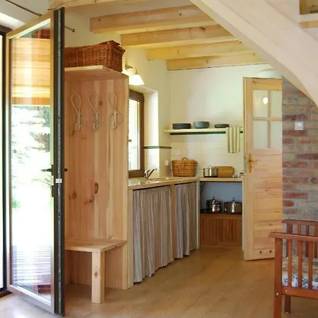 度假居 Nad Jeziorem Wydminskim *